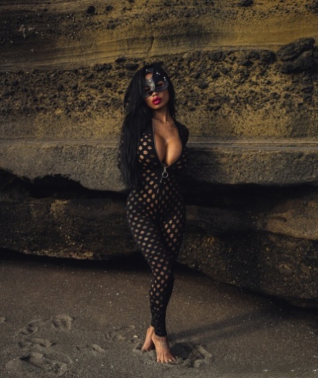 asiatische große Brüste nacktheit xxx foto