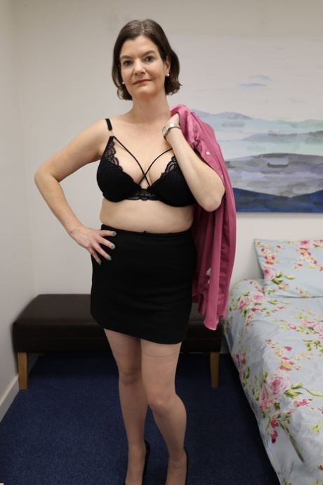 妈妈女儿 高畫質 檔案