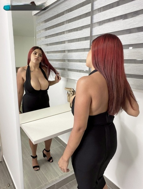 big tits latina hot nude pic
