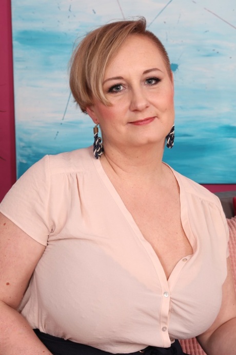 vieja milf desnudo erótico imagen