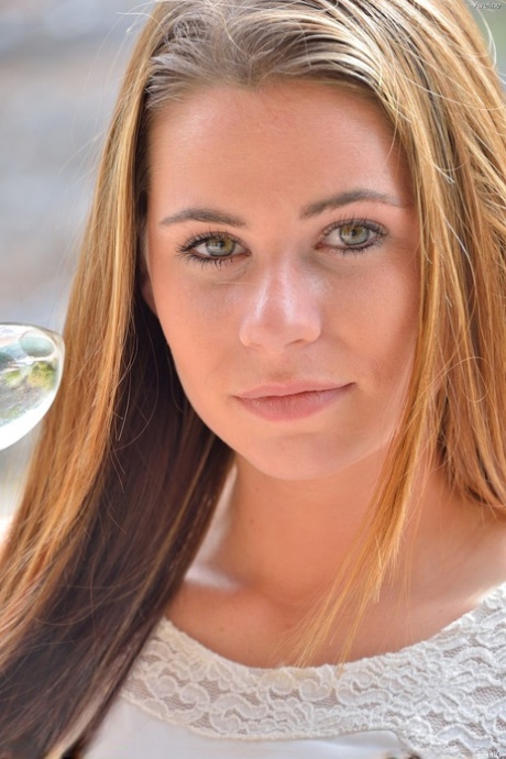 culturista femminile perfetto gratis archivio